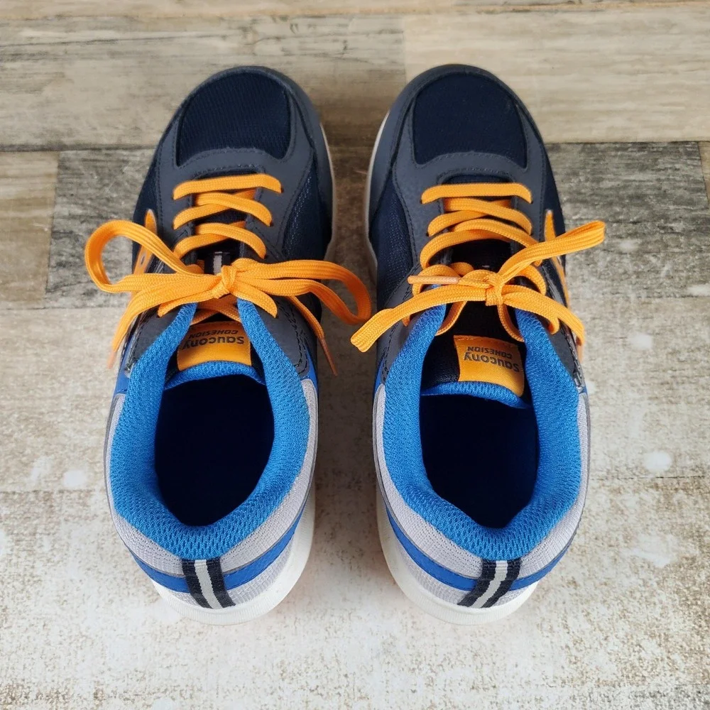 Saucony Cohesion Kids Shoes Sz 4 M Athletic Navy Peel Blue Leather Sneakers